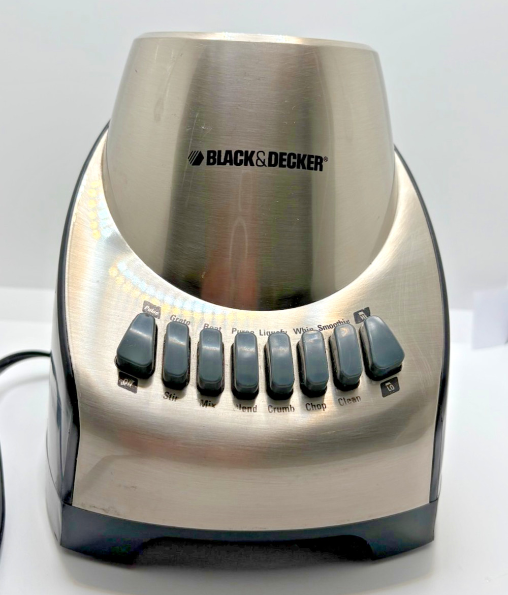 Black & Decker Model: BL2100S Motor Blender Base Only- Tested See Video